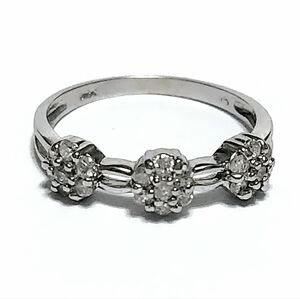 14K Diamond Flower Ring size 7